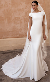 Pronovias 2020 modello Anitra