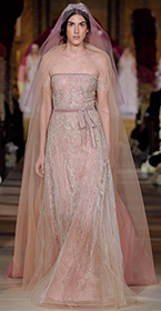 Reem Acra Thank You 2020 modello Beautiful Stranger